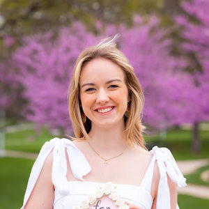 Meet your Posher, Hannah